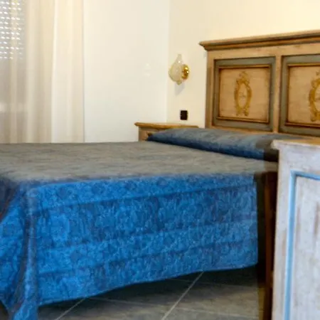Hotel Confine 3*